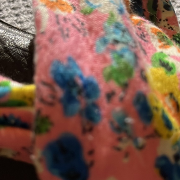 Children Sanuk sandal size 3-4 yoga sling with floral print design - Picture 2 of 5